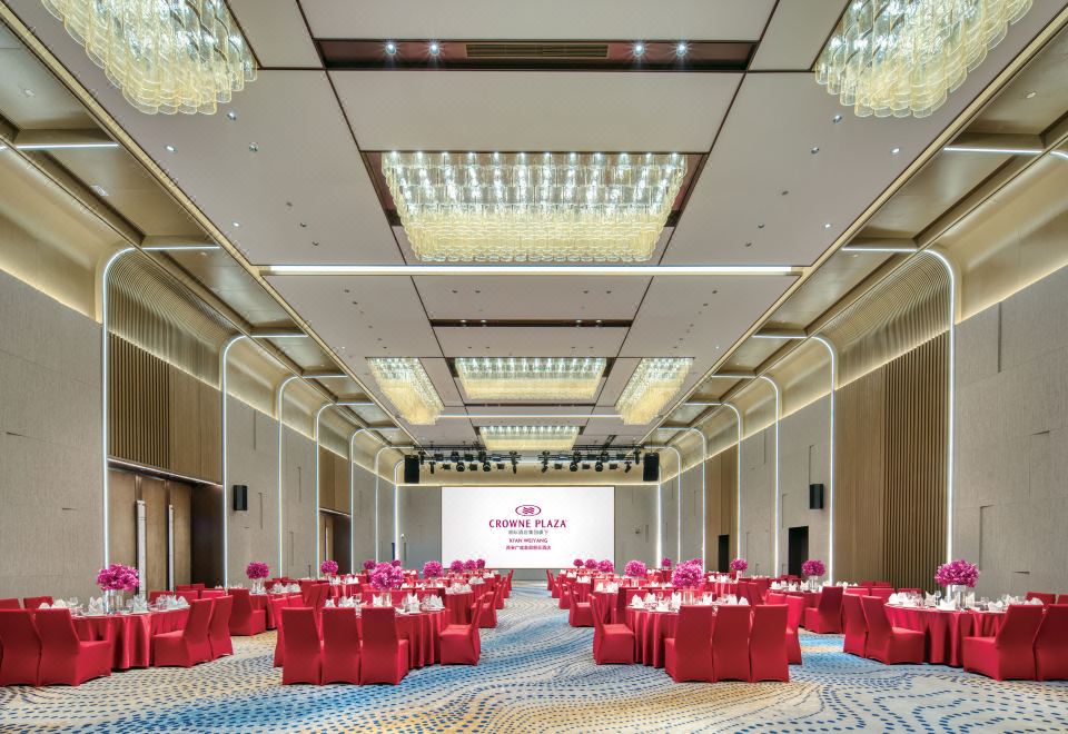 Crowne Plaza Xi'an WeiyangHotel Overview