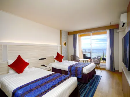 Hotel Breezebay Marina