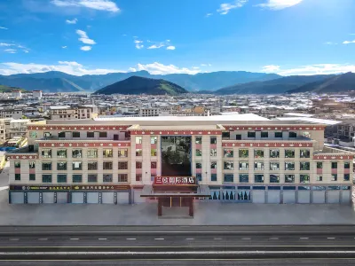Lano International Hotel Shangri-La (Songzanlin Monastery Scenic Area Branch) Hotels in Shangri-La