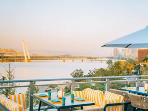 西安滻灞艾美酒店