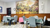 Taibai Xingxuan Inn