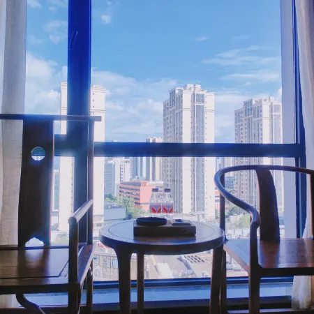 Floral Hotel· Juyi Hotel(Suining Wanda Plaza Government Service Center Store)