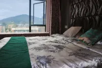 Poly Hot Spring Homestay