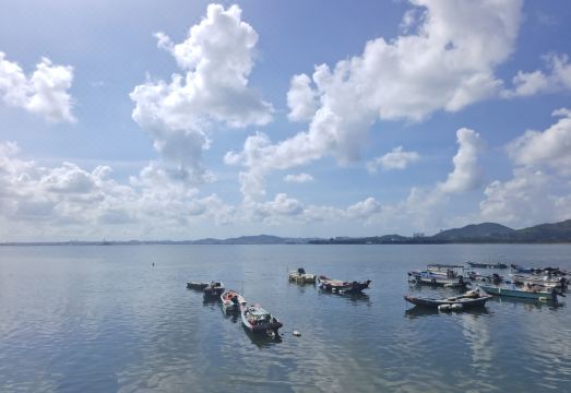 컨트리 인 앤 스위트 바이 라디슨 호텔