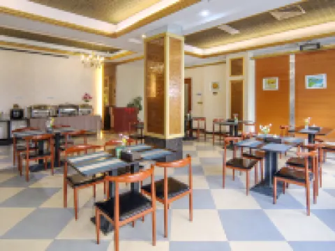 Dongsheng Hotel Hotels in Puning