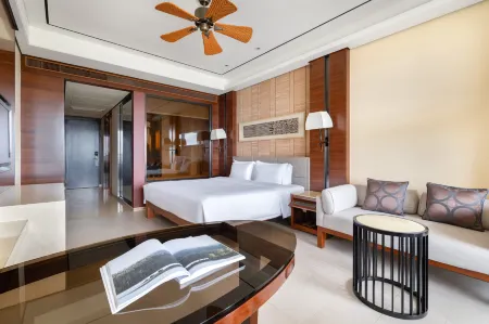 Crowne Plaza Sanya City Center