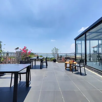 XANA LITE Hotel (Xiamen Songyu Wharf Haicang Bay Branch) Hotels in Aluohai Plaza/Songyu Ferry