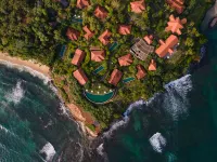 Cape Weligama - Relais and Chateaux Отели рядом с достопримечательностью «Pushparama Temple»