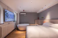 Mingshui Ancient City Rabbit King Inn