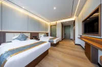 Nanyao Hotel (Yining Station) Hotels near Zisu Liren Lavender Creative Industry Park