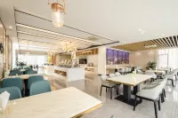 Clover Holiday Hotel (Guiping Xinggui) Hotels in Guiping