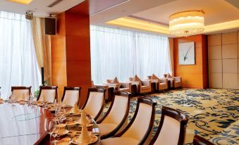 Win Win Hotel