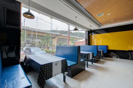 Pusu Select Hotel (Liulin Hechang Street) Отели рядом с достопримечательностью «Taiyuan University of Technology Liulin Branch»