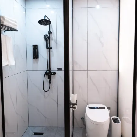 Yijia Hotel (City Central Hospital Branch)