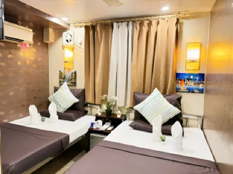 นิว อินเตอร์เนชั่นแนล เกสต์ เฮาส์ โรงแรมใกล้โอเชียนเทอร์มินอล