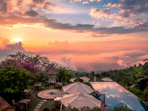 Munduk Moding Plantation Nature Resort