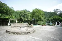 Hangzhou Lin'an Remote Land Hanlou Homestay Hotels near Dongta Tower