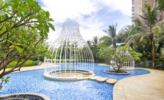 Lingshui Banxia Hotel (Clear Water Bay Beach)