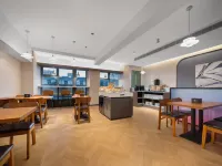 โรงแรมหลานเหมยรุ่ยหัว (สถานีรถไฟความเร็วสูงตะวันตก)