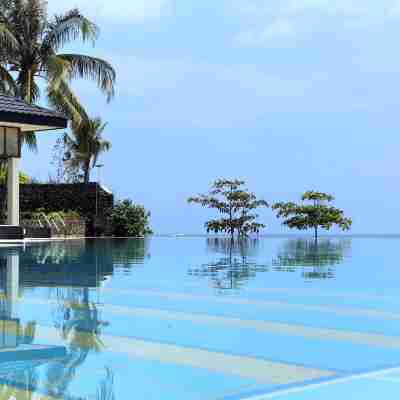 Blue Joys MSR Hotel Exterior