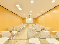 Fengjin Hotel (Xingren Plaza) Hotels in Xingren