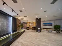 Four Seasons Hot Spring Hotel (Sanmenxia Shaanzhou District) Hotels in Sanmenxia
