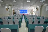 Rujia Huayi Select Hotel (Liyang High-Speed Railway Station Wanda Plaza)