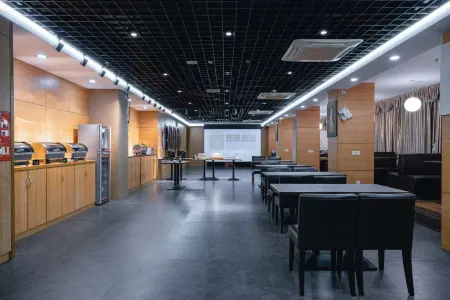 Weike Hotel Отели в г. Цзиеси