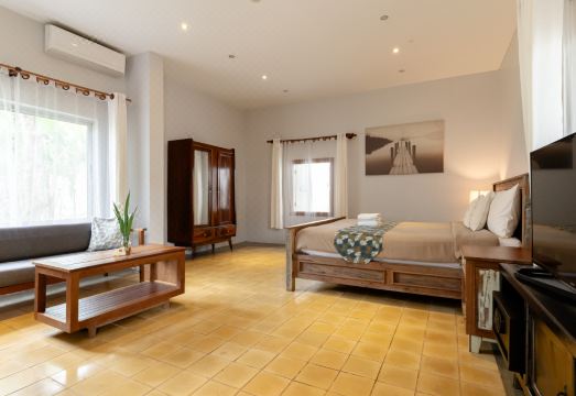 Isann Villa - Housity