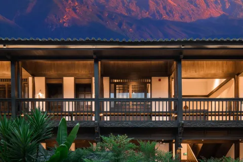 Floral Lux Hotel·Qinghe Hotel (South Gate Store of the Old Town of Lijiang)