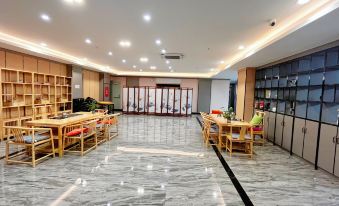 Chaoxi Micha Theme Hotel