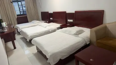 Ruitong Hotel Отели рядом с достопримечательностью «Tongguan Yellow River Ancient Ferry»