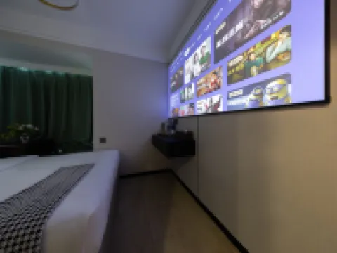 Yufei · Yunqi | CLOUDSCAPE · CORE Starry Sky Residence (Guangzhou Zhujiang New Town CBD TaiKoo Hui) Hotels near Guangzhou Middle School (Mingya Campus)