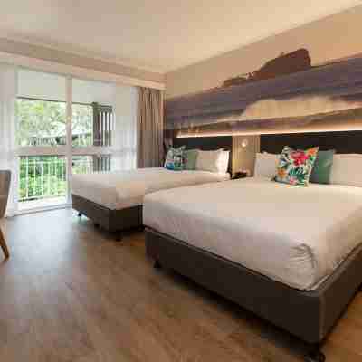 Novotel Sunshine Coast Resort Rooms