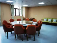 Jixi Huijia Nursing Home Hotel