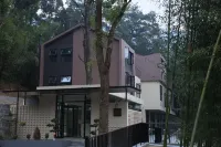 Shanjule Homestay Hotels near Zhurong Peak