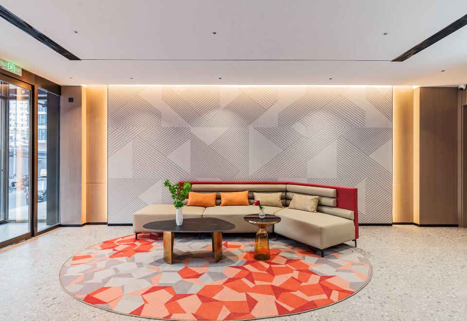 3. 징샹 호텔 (베..