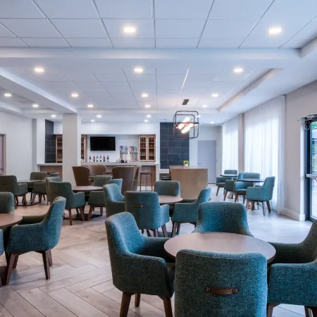 Staybridge Suites ATLANTA AIRPORT by IHG Отели в г. Хейпвиль