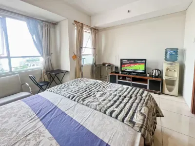 Strategis MTH Square Apt 1BR dengan Kolam Renang & Gym Hotel dekat Senam Metta