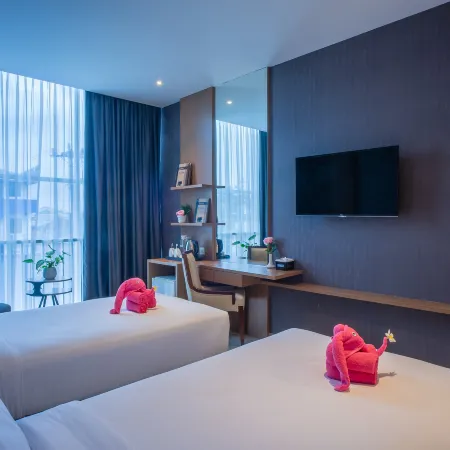 Triizz Hotel Semarang