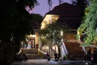 Baan Busaba Hotel Hotels near Srithanu Beach