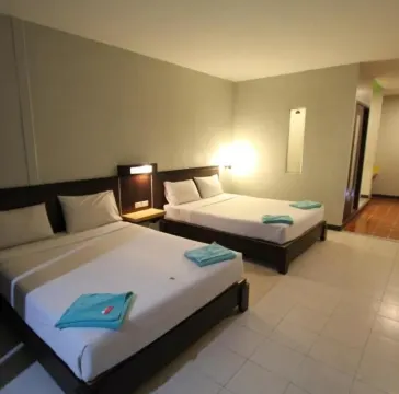 ห้องพักสำหรับสี่ท่านพร้อมระเบียง