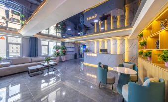 Yunxi Hotel (Zhangye Road pedestrian streetshop)