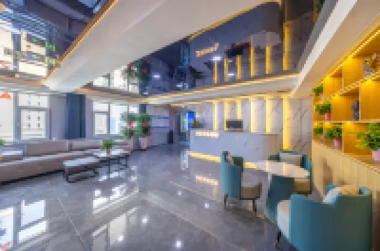 雲希酒店（張掖路步行街店）