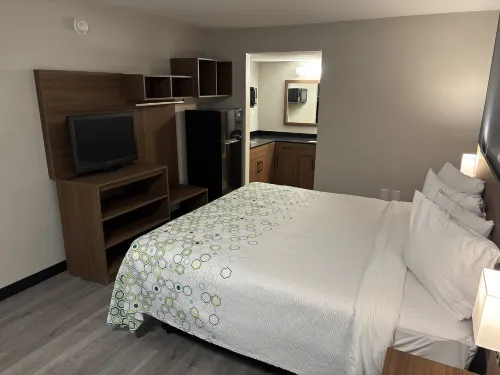HomeTowne Studios Hagerstown - Williamsport, MD Hotels in Keedysville