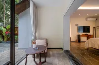 Xiangxieli Nanguo Wenquan Vacation Apartment (Jiahecheng)