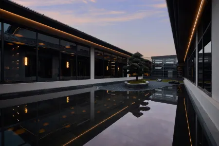 Boutique Waterland Resort Отели в г. Луню