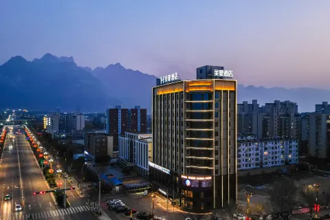 Mehood Hotel  (Huayin Huashan Tourist Center Huashan North Station Branch)