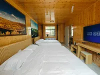 Yunmeng Riverside Homestay (Ergun Wetland Scenic Area) - 2-Star