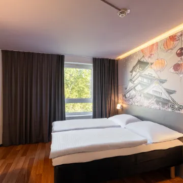 B&B HOTEL Düsseldorf-Hbf Отели рядом с достопримечательностью «Парк Фольксгартен»